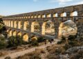 Cidade romana com 250 mil habitantes e rede de 11 aquedutos mostra como o império distribuía milhões de litros de água por dia com precisão urbana