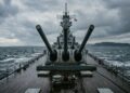 O USS Wisconsin disparou uma salva completa contra uma montanha na Coreia e fez ela sumir do mapa em segundos