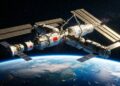 Orbitando a 400 km da Terra, a estação modular chinesa em formato de T virou o mais novo posto avançado de pesquisas científicas no espaço