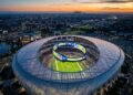 Custo de US$ 5,5 bilhões e telão de 1.000 toneladas definem esta arena de Inglewood, a mais cara de toda a NFL