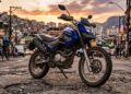 A trail de 150 cc que pode fazer mais de 35 km/l e encara buraco como se fosse parte do caminho