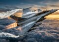 Atingindo Mach 1.8 com radar RBE2, este caça francês é um dos vetores de combate mais ágeis e versáteis do planeta