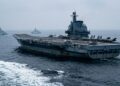 Equipado com 3 catapultas eletromagnéticas e mais de 80 mil toneladas, este porta-aviões chinês desafia o domínio naval do Pacífico