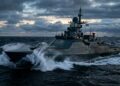 O inovador navio de patrulha russo do Projeto 22160 desloca 1300 toneladas e utiliza um design modular furtivo para ocultar lançadores de mísseis de cruzeiro durante missões de até 6000 milhas náuticas em mar aberto