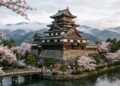 O castelo japonês erguido sobre terremotos há 400 anos continua de pé graças a uma base flexível inspirada na natureza