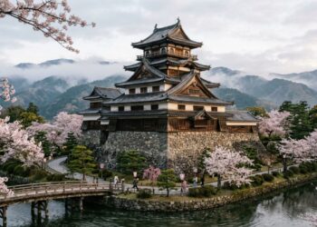 O castelo japonês erguido sobre terremotos há 400 anos continua de pé graças a uma base flexível inspirada na natureza