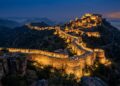 Com uma muralha de 36 km de extensão e 15 metros de largura, o forte indiano possui o segundo maior muro do mundo, atrás da muralha chinesa