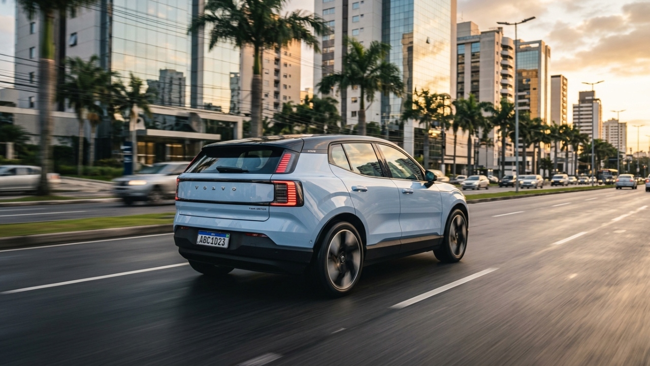 O SUV sueco mais rápido da história da marca que foca em sustentabilidade extrema e preço acessível
