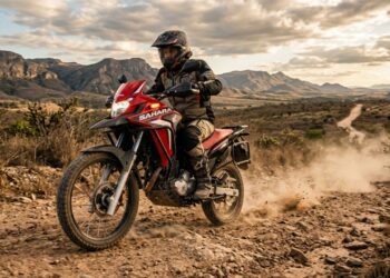 A trail moderna da Honda resgata nome clássico e mira quem quer encarar asfalto ruim sem medo de estrada de terra