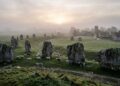 Com uma grande vala externa de 1,3 km de circunferência e datado de 2600 a.C., o monumento inglês é o maior círculo de pedras do mundo