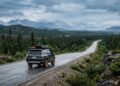 A rodovia Trans-Labrador percorre 1.149 km de natureza selvagem; agora totalmente pavimentada, ela é a principal ligação terrestre do Labrador