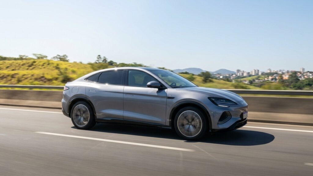 SUV cupê 100% elétrico da BYD chega ao Brasil em maio com plataforma de última geração e mira diretamente nos europeus que custam o dobro