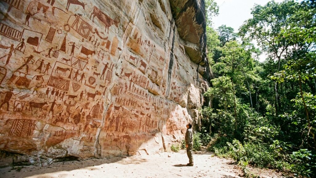 Pinturas rupestres de 12 mil anos encontradas na Amazônia retratam animais gigantes da Era do Gelo e revelam a conexão espiritual dos primeiros humanos