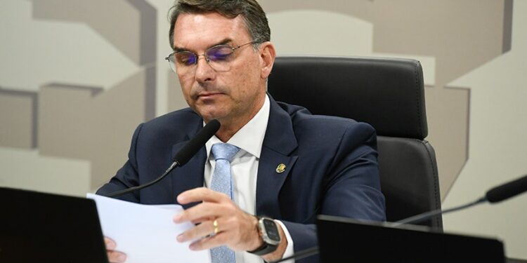 FLAVIO BOLSONARO