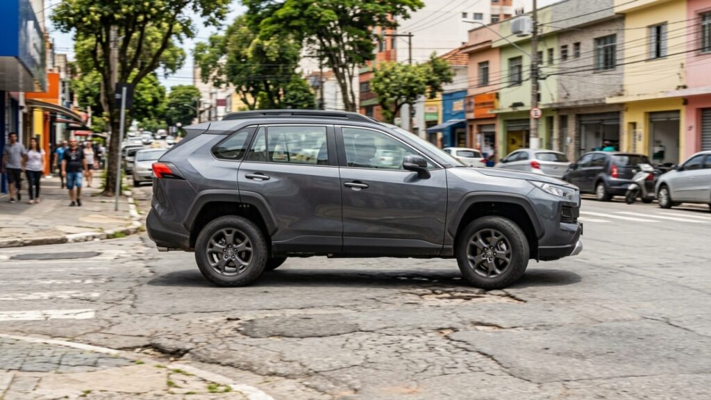 SUV de sete lugares produzido no Brasil mira famílias que precisam de espaço sem entrar no preço dos grandalhões