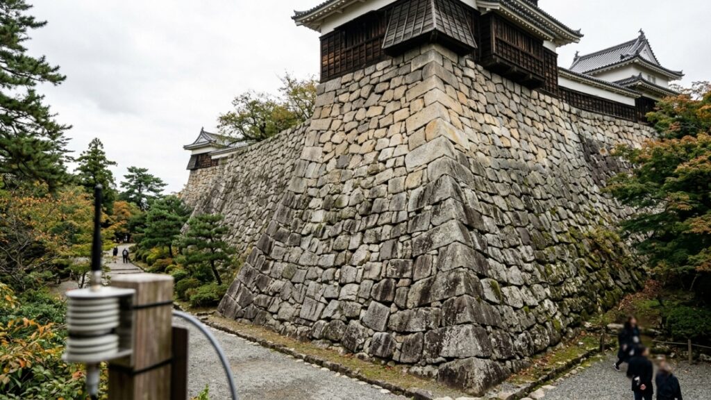 O castelo japonês erguido sobre terremotos há 400 anos continua de pé graças a uma base flexível inspirada na natureza