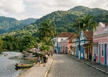 Fundada em 1733 e a 68 km de Curitiba: a cidade da Serra do Mar onde o barreado virou Indicação Geográfica do Paraná