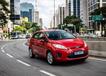 Hatch compacto com dinâmica esportiva que oferece alto nível de prazer ao dirigir