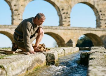 O aqueduto romano que usava apenas gravidade e inclinação precisa para levar água por quilômetros