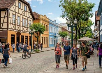 Fundada em 1851 e a 130 km de Curitiba: a maior cidade de Santa Catarina abriga a única filial do Bolshoi fora da Rússia e o maior festival de dança do mundo