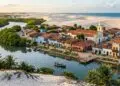 O Caribe Maranhense a 325 km da capital reúne o único delta em mar aberto das Américas e lagoas que enchem entre dezembro e julho
