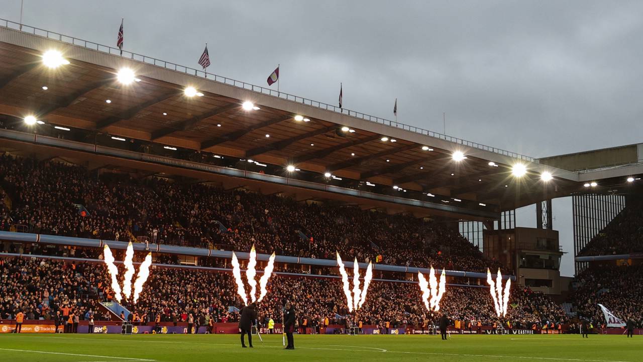 Com 42.640 assentos e inauguração em 1897, o estádio Villa Park virou um dos palcos mais tradicionais e respeitados do futebol inglês