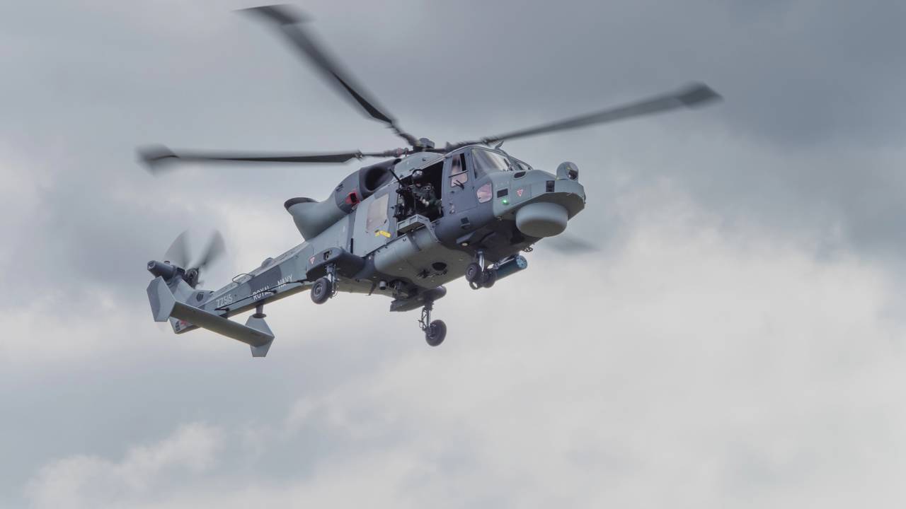 Com sua velocidade de 400 km/h, o Westland Lynx virou o recordista mundial de aeronaves de rotor em missões de combate