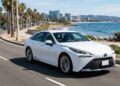 O carro a hidrogênio que abastece em 5 minutos e emite apenas água pelo escapamento já tem data para chegar ao Brasil