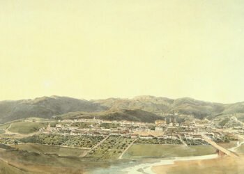 Elevada a vila em 1711 e a 12 km da vizinha mais famosa: a primeira cidade de Minas Gerais que abriga o único órgão alemão de 1701 fora da Europa e a maior mina de ouro aberta à visitação do mundo