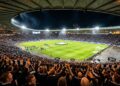 Inaugurado em 1903 como o maior e mais moderno estádio do mundo na época, o palco nacional tornou-se o grande templo e berço do futebol em Glasgow