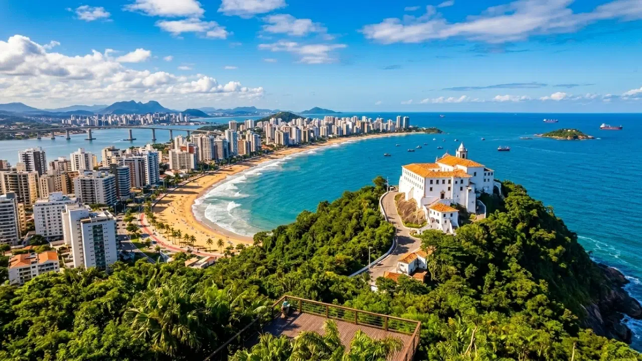 Um convento de quase 500 anos no alto de um penhasco e uma das maiores fábricas de chocolate do mundo: a cidade que deu nome a um estado inteiro