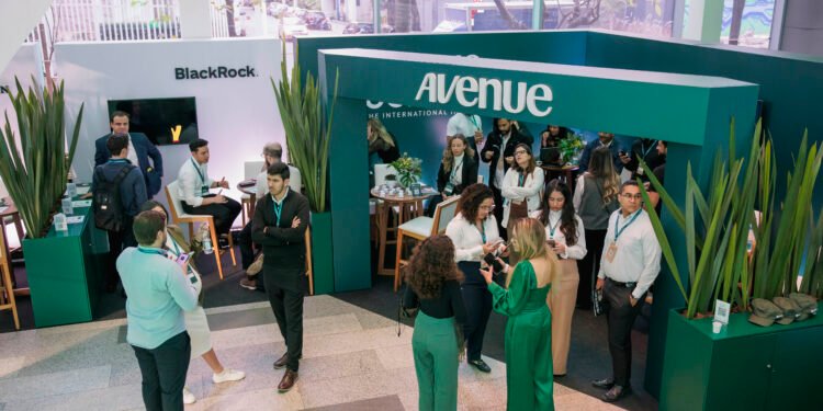 AVENUE CONNECTION