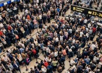 Aeroporto lotado