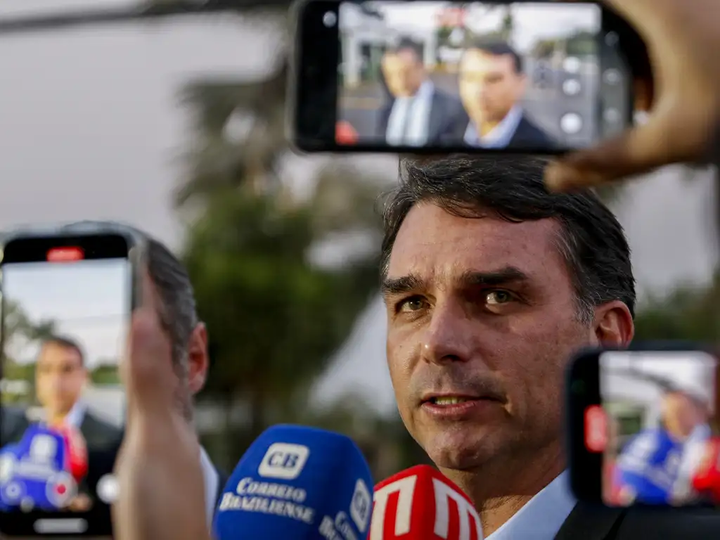 O que explica a resistência de Flávio nas pesquisas?