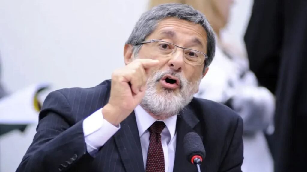 Gabrielli: a saída, como sempre, é sobretaxar os mais ricos