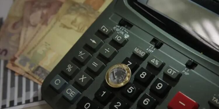 Calculadora e dinheiro