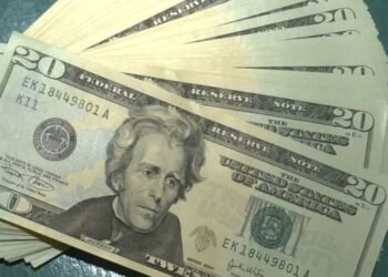 DOLAR