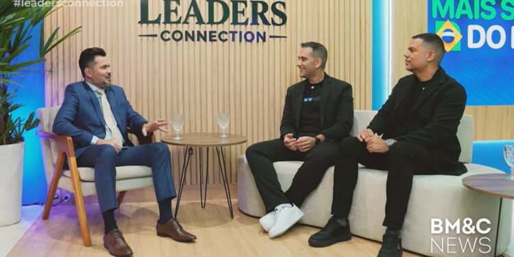LEADERS CONNECTION