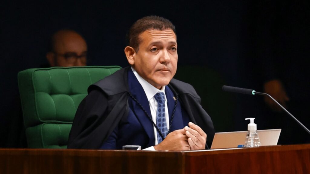 nunes marques - flávio bolsonaro