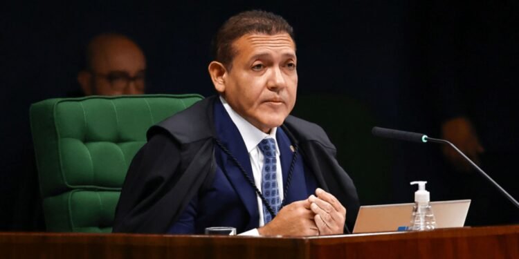 nunes marques - flávio bolsonaro