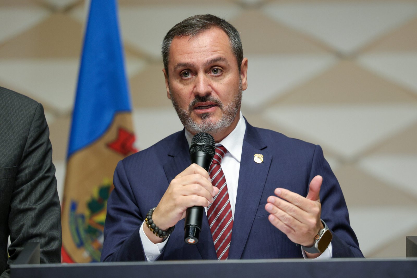Pedido de vista adia decisão sobre afastamento de Andrei Rodrigues da PF
